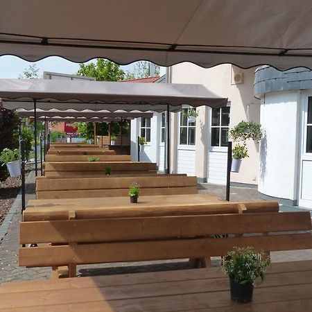 Hotel Restaurant Ortenberger Hof Ortenberg  Dış mekan fotoğraf